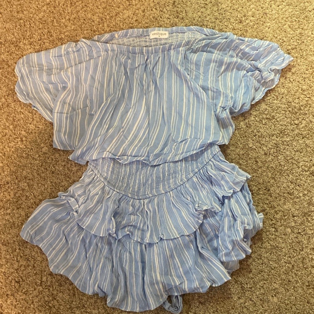 Vestique Romper
